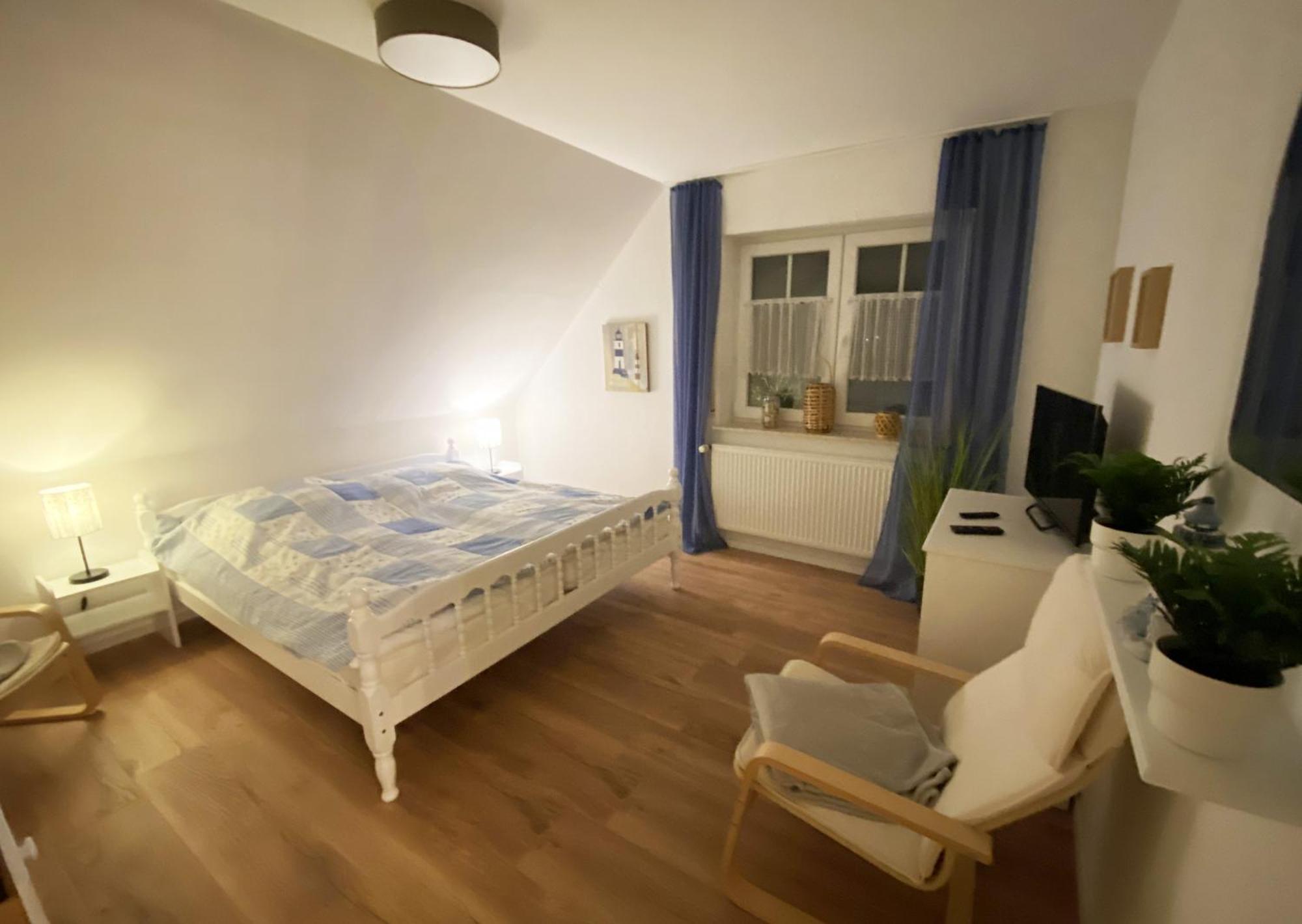 Ferien Im Wangerland Ferienwohnung Leuchtturm Minsen Schillig Hund Pool Sauna Norderaltendeich Buitenkant foto